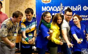 Четыреста спартанцев в едином «Ритме»