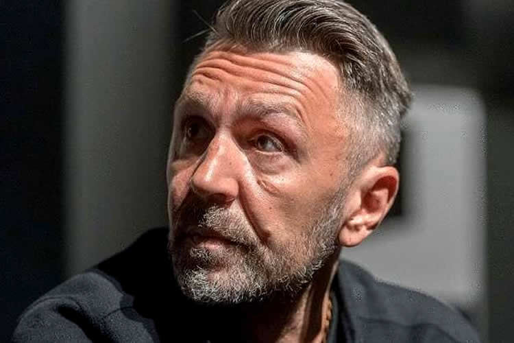 «Гордиться надо миром, не войной, культурой, а не армией баранов»